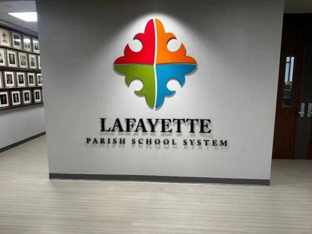 logos129